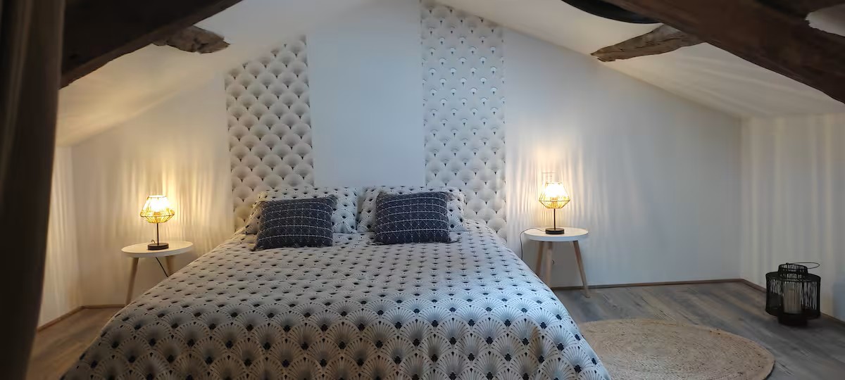 Chambre cosy pleine de charme à Saint Antonin Noble Val